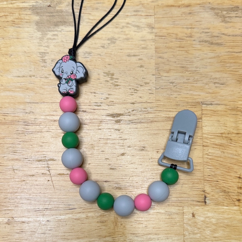 Elephant Beaded Pacifier Clip
